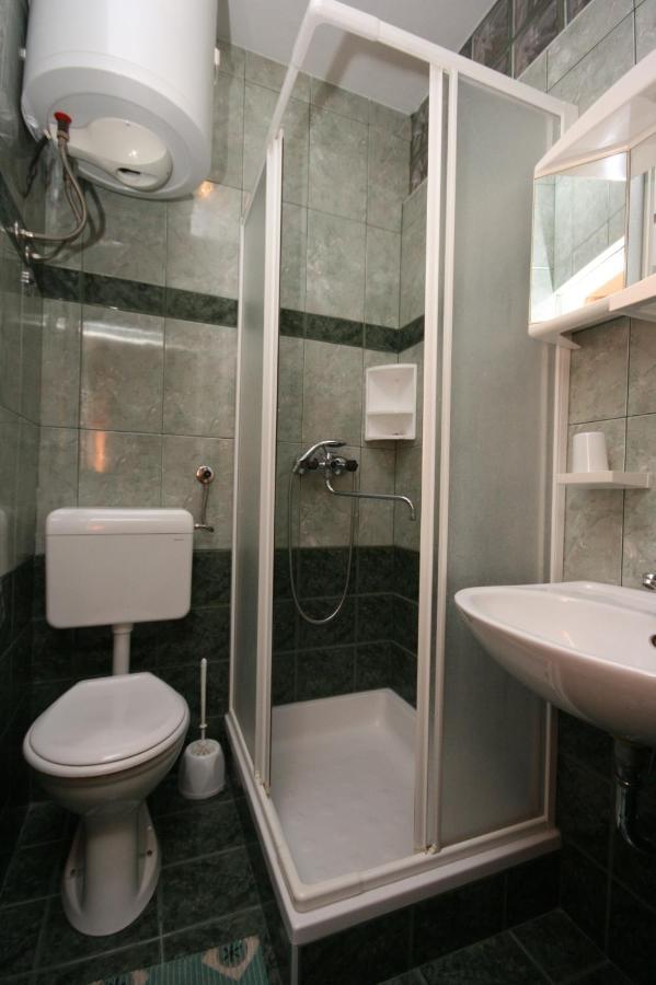 Double Room Jakisnica 4160D Лун Екстериор снимка